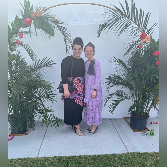 Meet your Posher, Alyssa - Picture 7 of 15